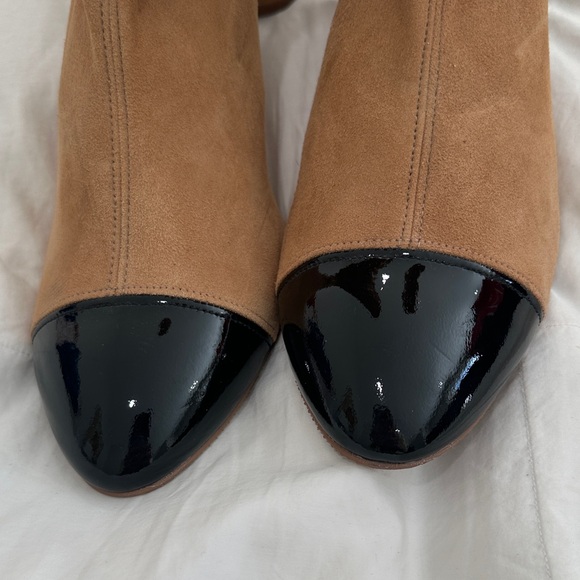 Stuart Weitzman cap toe suede stretch Tan and Black Heeled Boots 12 worn once - Picture 3 of 8